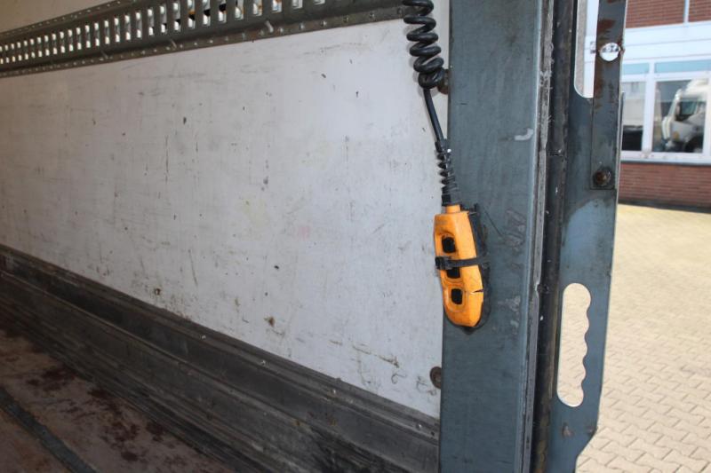 Camion Renault D  280E6 Wide  Koffer  LBW   nur 268Tkm!