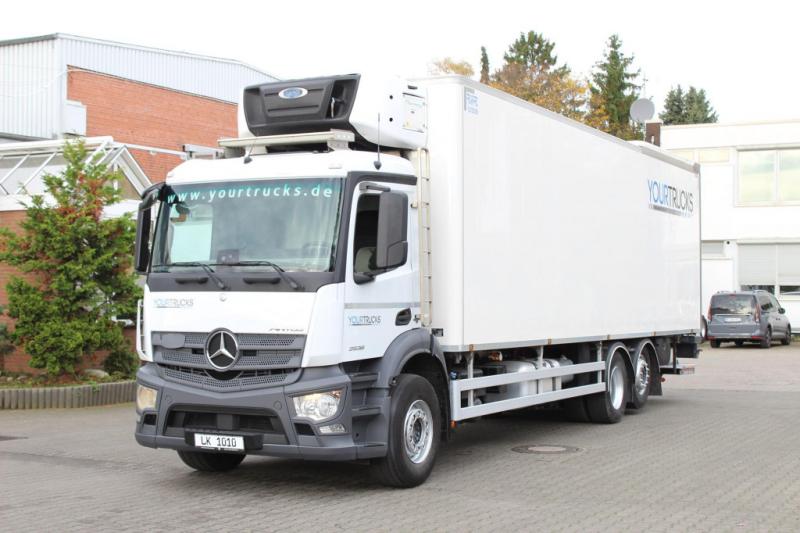 Truck Mercedes Antos
