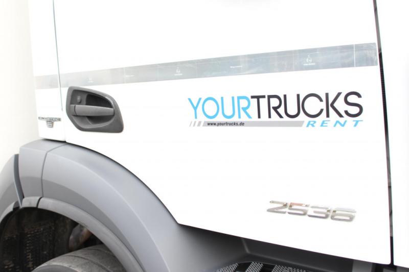 Truck Mercedes Antos