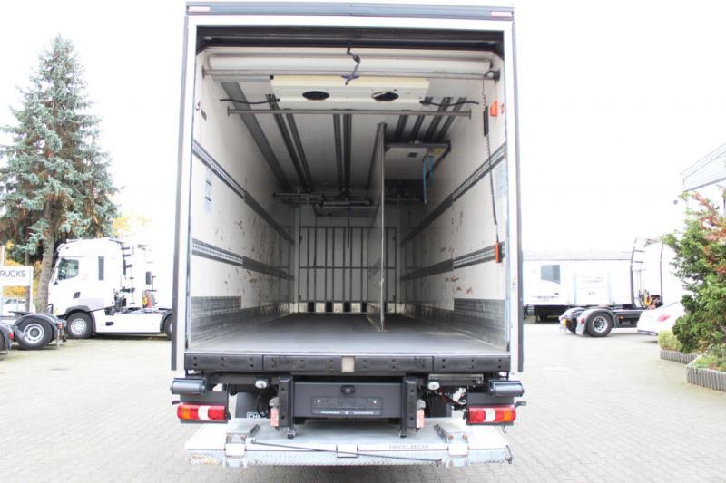 Truck Mercedes Antos