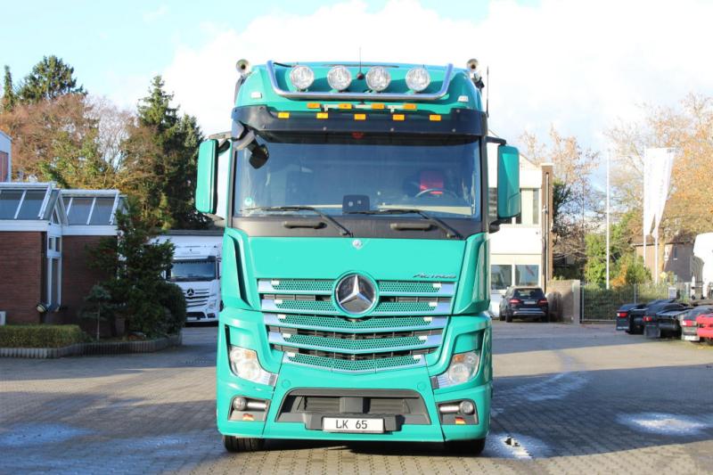 Camión Mercedes E Actros