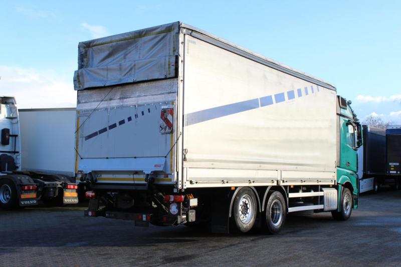 Camión Mercedes E Actros