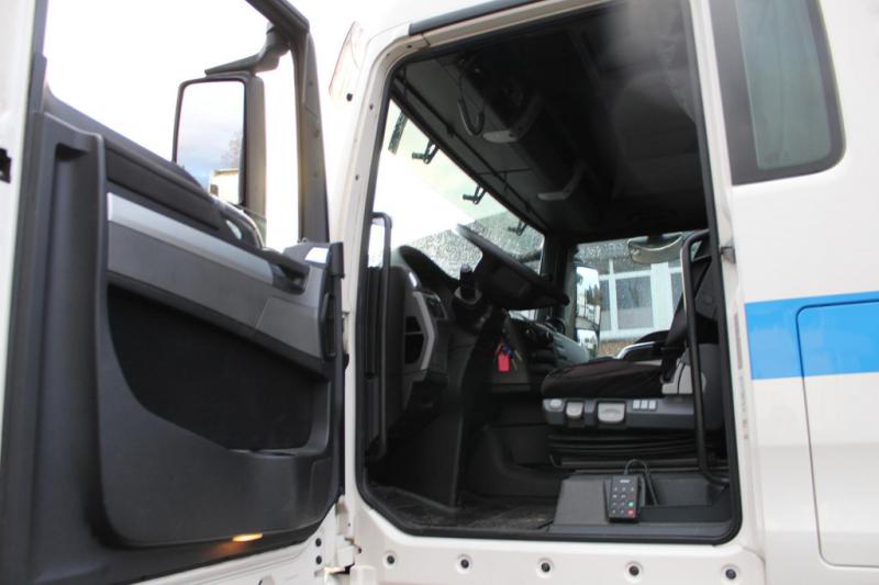 Sattelzugmaschine MAN TGX