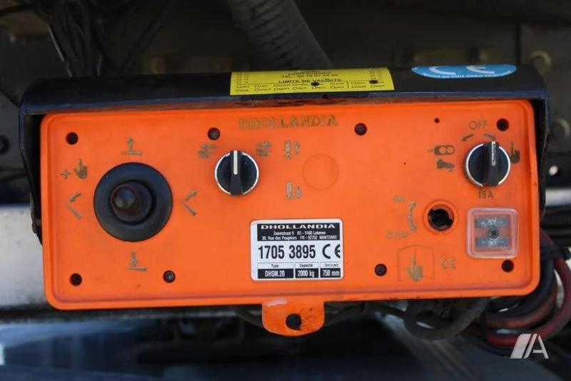 Ciężarówka Renault Gamme D WIDE