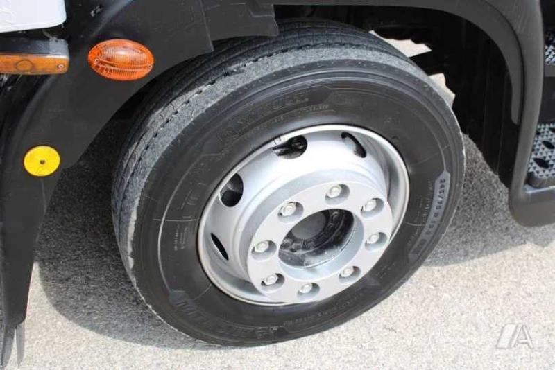 Ciężarówka Iveco Eurocargo ML 120 E 22