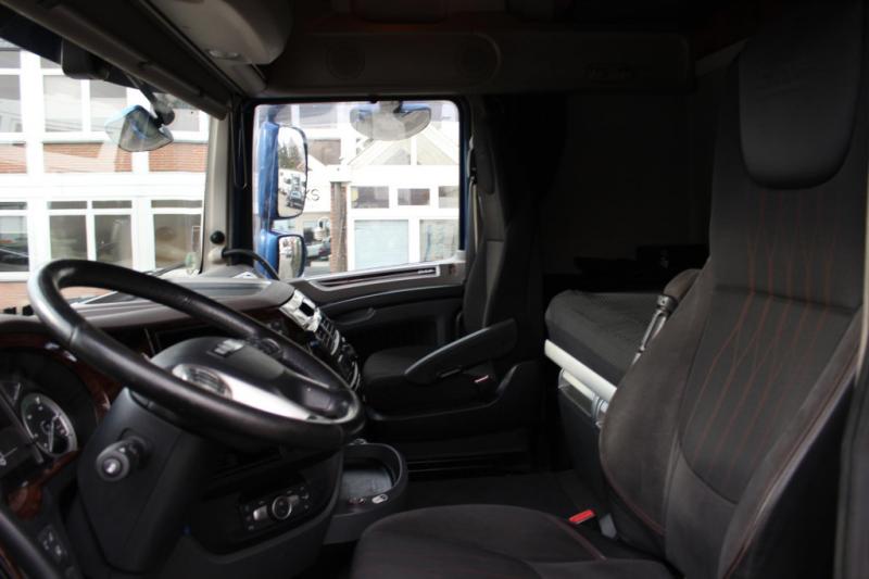 Ciągnik siodłowy DAF   480 SSC  Retarder  Kühlbox  2 Tanks  Standklima