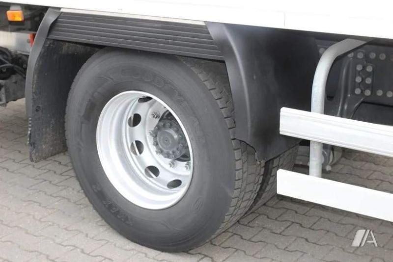 Camion Renault Gamme D WIDE