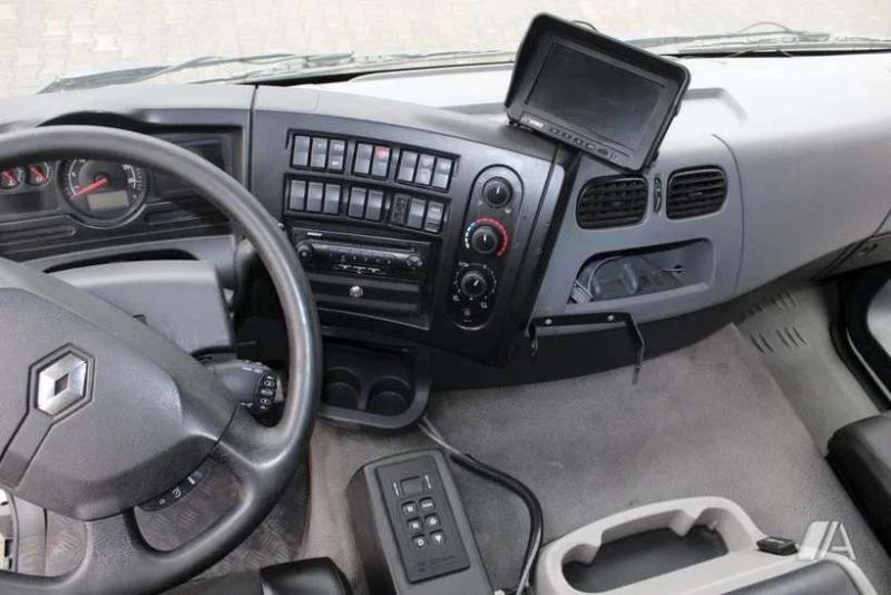 Camión Renault Gamme D WIDE