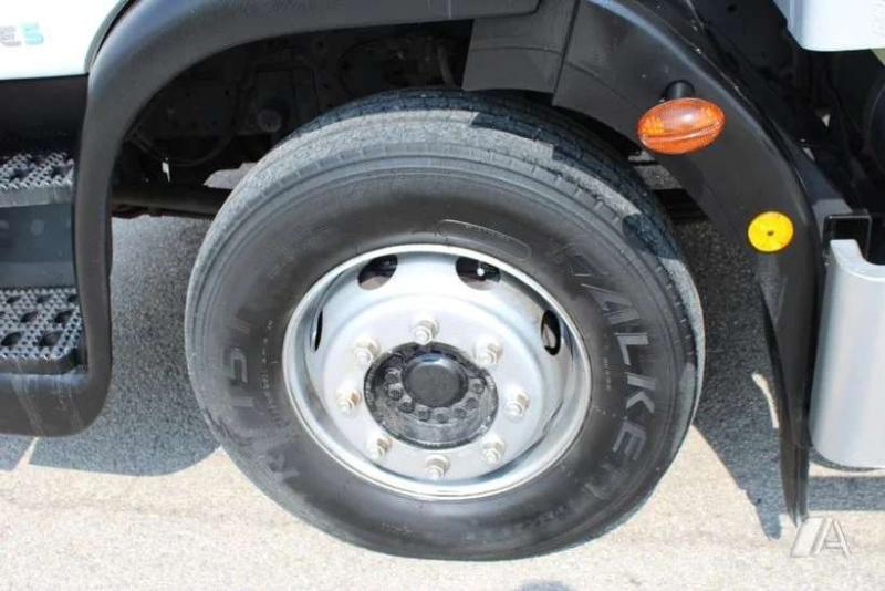 Camión Iveco Eurocargo ML 140 E 18