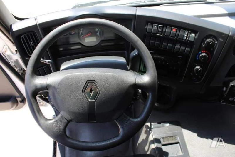 Camion Renault Gamme D