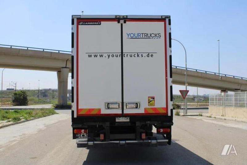 Camion Renault Gamme D