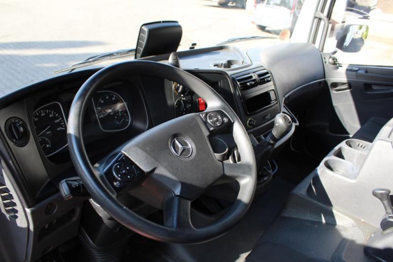 Bedrijfswagen Mercedes Atego