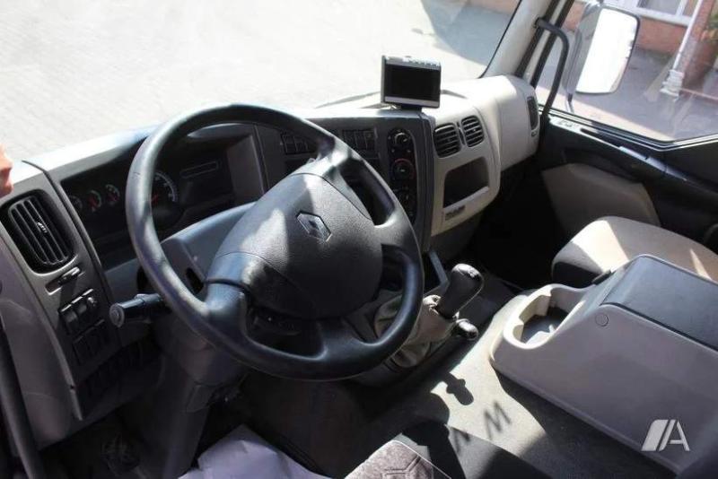 LKW Renault Midlum