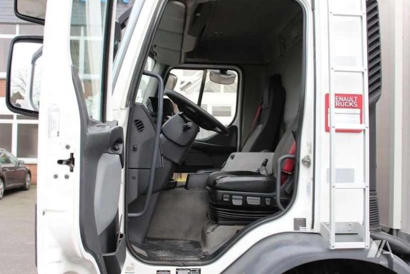 vrachtwagen Renault Gamme D WIDE