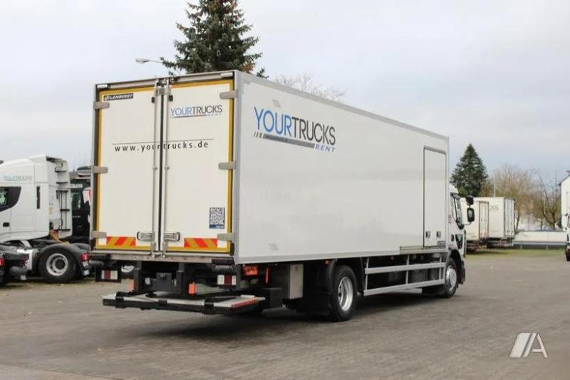 vrachtwagen Renault Gamme D WIDE