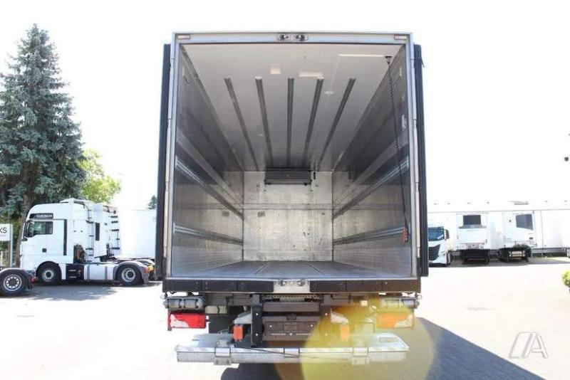 vrachtwagen Scania P 360