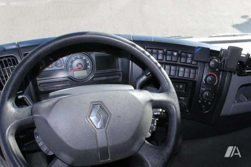 Camión Renault Gamme D WIDE