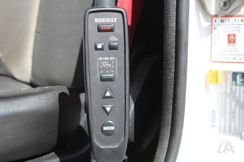 Truck Renault Gamme D