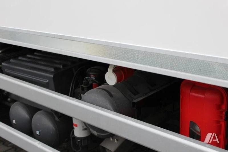 Camion Renault Gamme D WIDE