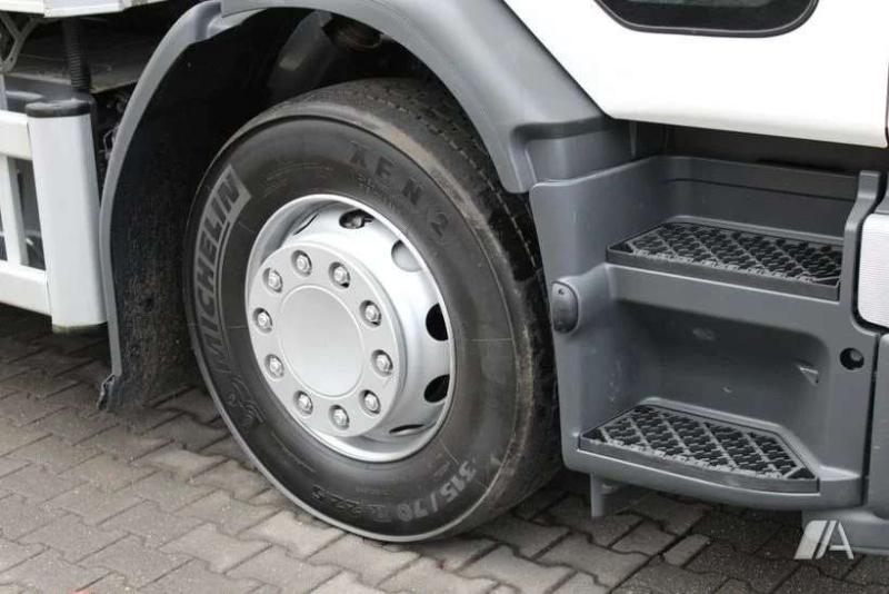 Camion Renault Gamme D WIDE