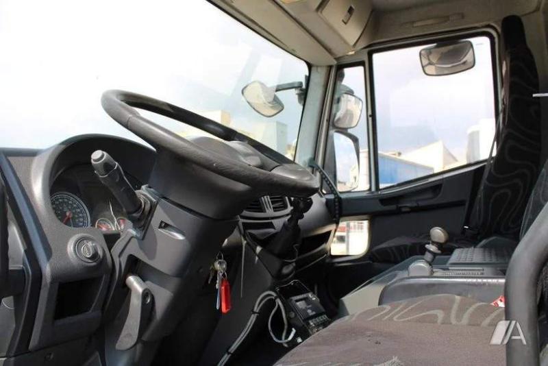 Camion Iveco Eurocargo ML 140 E 18