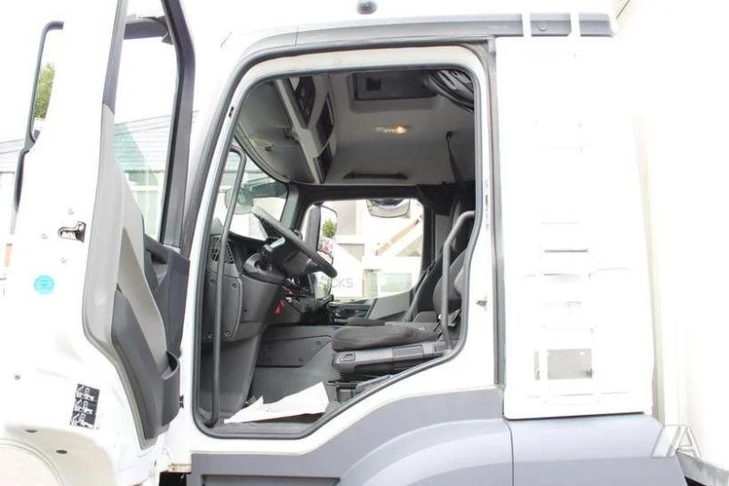 LKW Mercedes Antos 1827