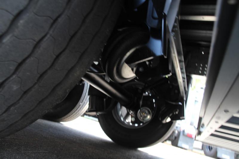 Semi-remorque Schmitz Cargobull Koffer    DS Liftachse 4x Pal.-Kasten NEU !