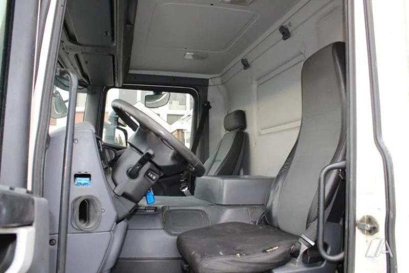 vrachtwagen Scania P 280