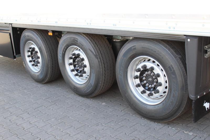 Semi-remorque Schmitz Cargobull   Koffer 2,7h   DS   Ladebordwand   MIETE - RENT