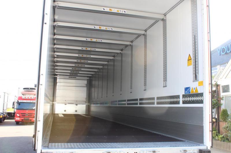 Semi-remorque Schmitz Cargobull   Koffer 2,7h   DS   Ladebordwand   MIETE - RENT