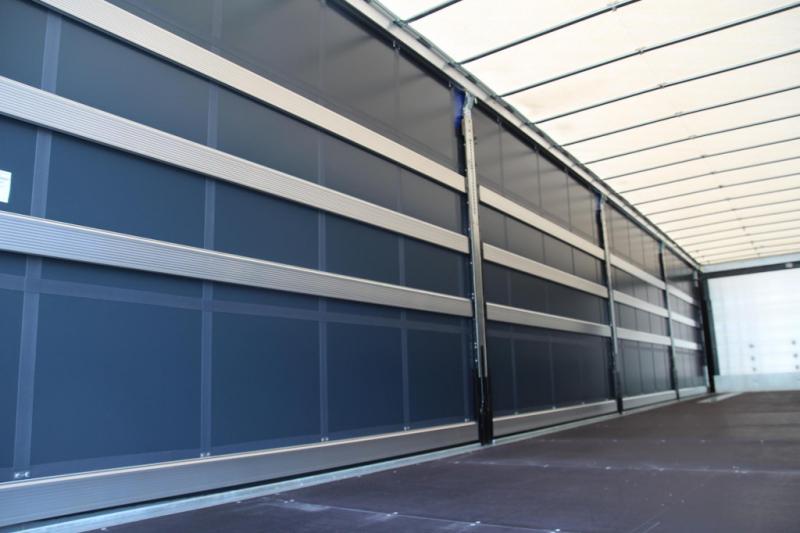 Semi-remorque Schmitz Cargobull   Plane Edscha Liftachse Pal.-Kasten  NEU !!!