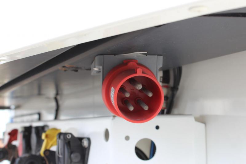 Sattelzug/Sattelauflieger Schmitz Cargobull   Blumenbreite TW LBW Lenkachse Rent-Miete