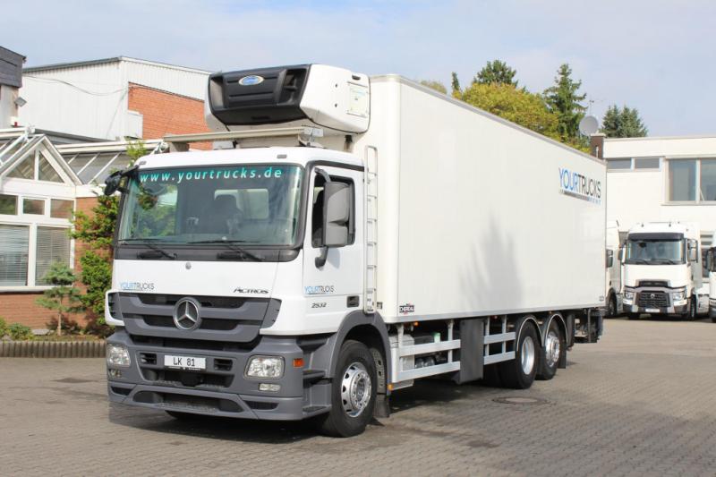 LKW Mercedes E Actros