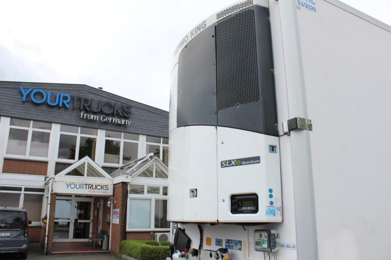 Sattelzug/Sattelauflieger Lamberet   Thermo King Spectrum Bi-Temp Doppelstock LBW