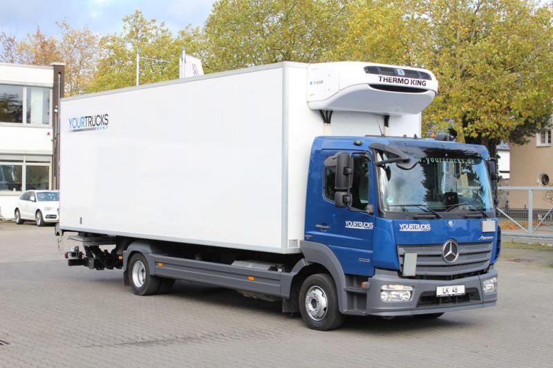 vrachtwagen Mercedes Atego