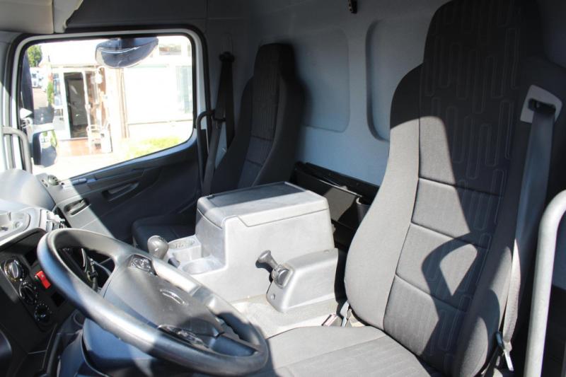 Bedrijfswagen Mercedes Atego