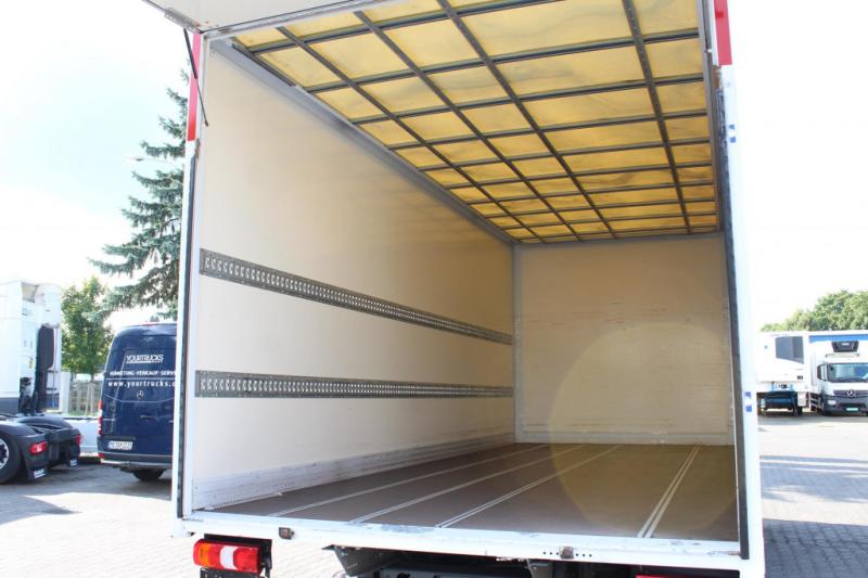 Bedrijfswagen Mercedes Atego