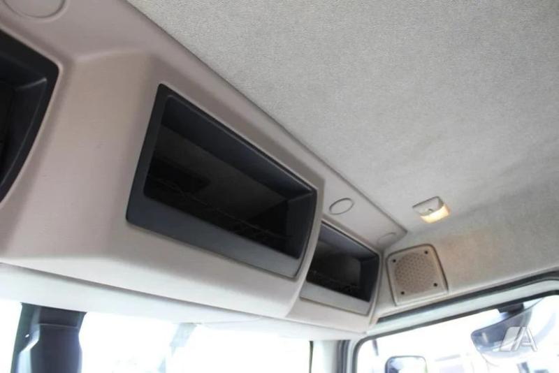 Ciężarówka DAF LF