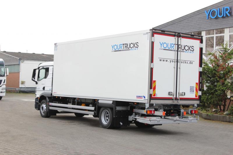 vrachtwagen MAN M 90