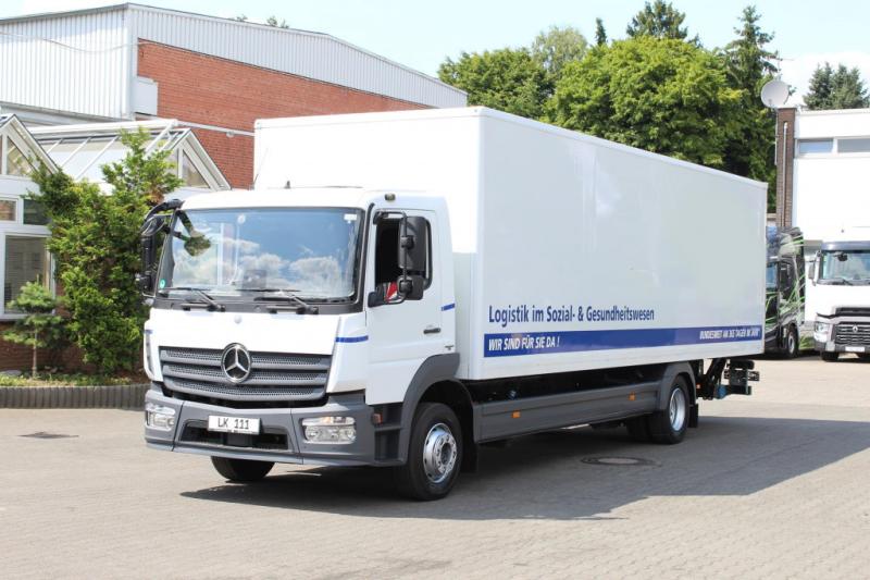 vrachtwagen Mercedes Atego