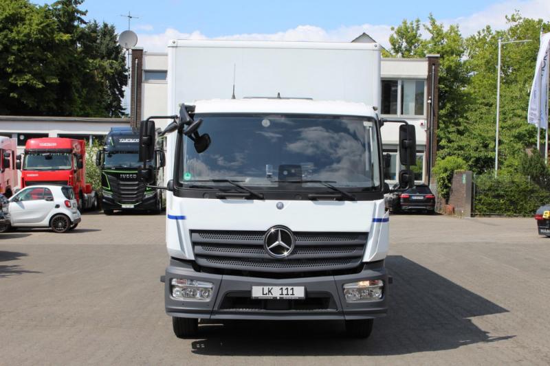 vrachtwagen Mercedes Atego