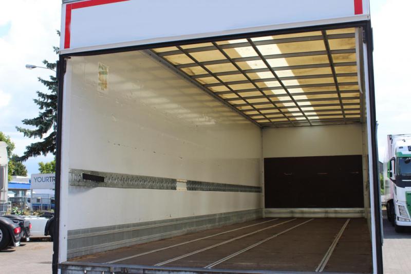 vrachtwagen Mercedes Atego