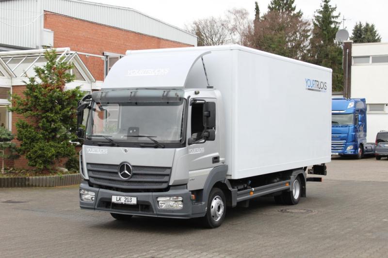vrachtwagen Mercedes Atego 818
