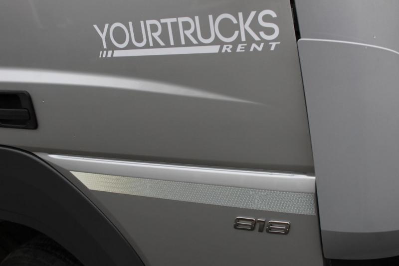 vrachtwagen Mercedes Atego 818