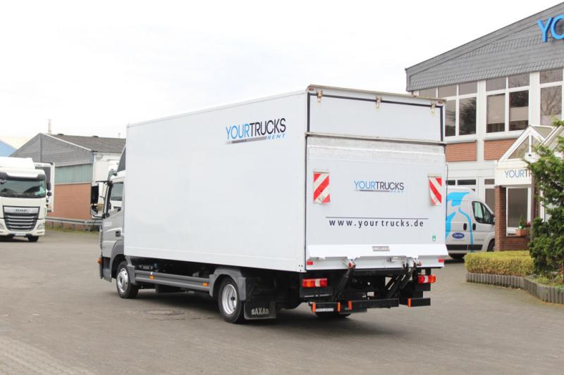 vrachtwagen Mercedes Atego 818