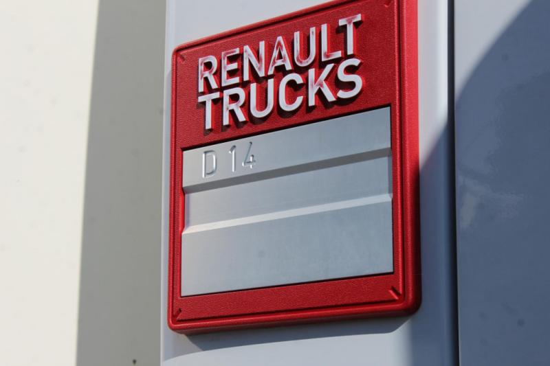 vrachtwagen Renault   D14 220E6   Laderbordwand   nur 166 Tkm   Klima