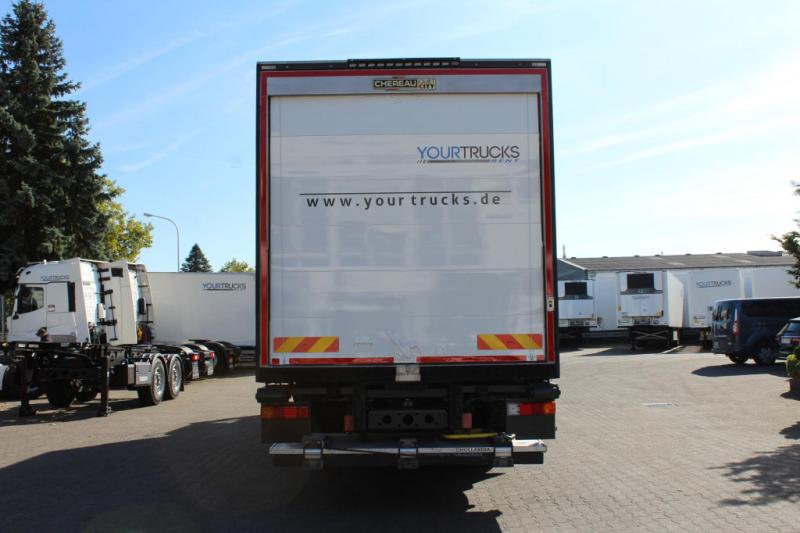 vrachtwagen Mercedes E Actros