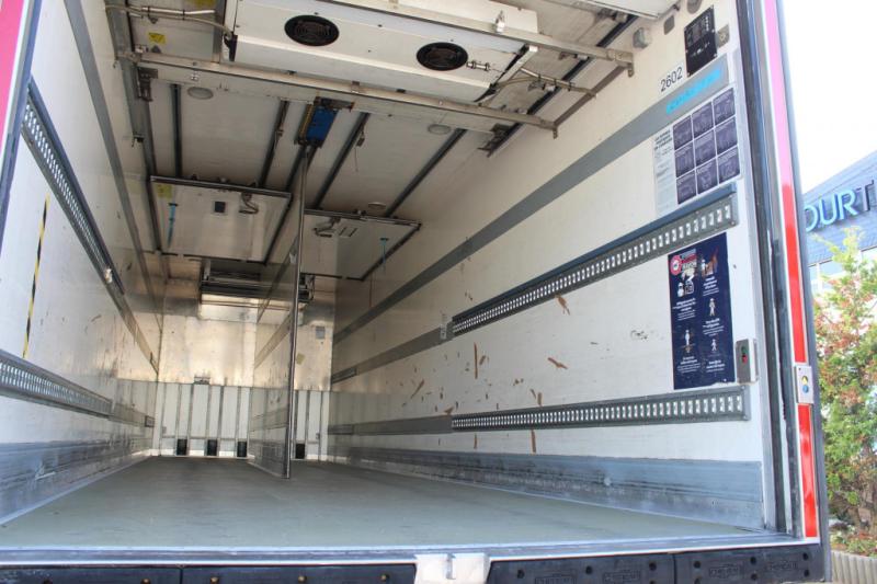 vrachtwagen Mercedes E Actros