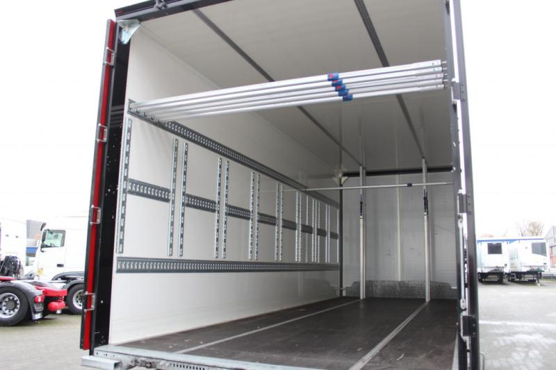 Bedrijfswagen Mercedes Atego