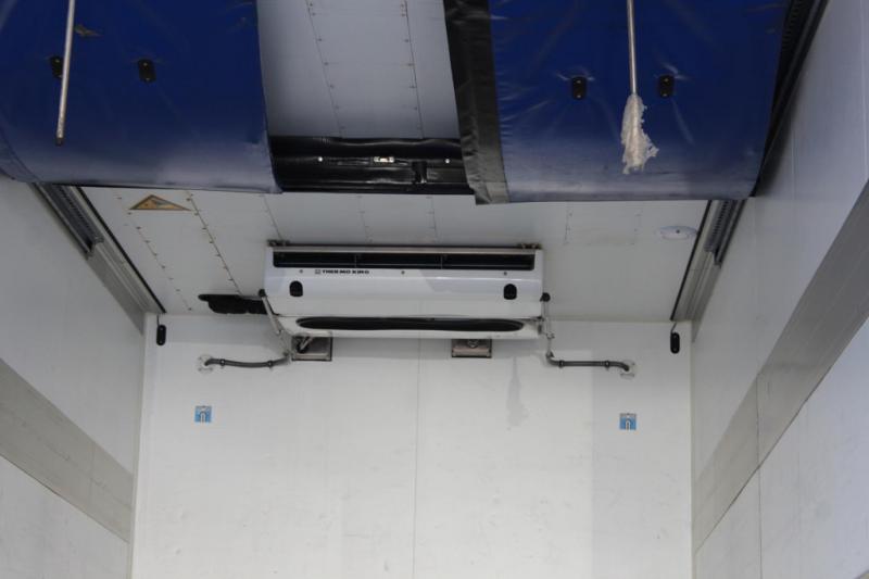 vrachtwagen Mercedes Actros